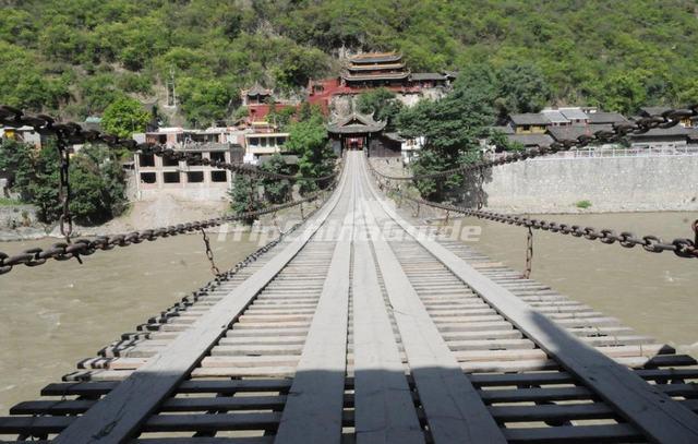 Luding Bridge, Luding County, Sichuan - Luding Bridge Photos, Sichuan