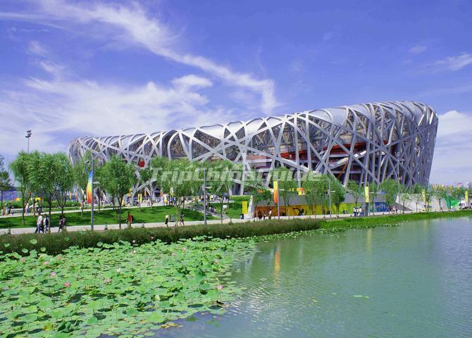 <a target="_blank" href="http://www.tripchinaguide.com/photo-p524-3434-china-olympic-stadium.html">Beijing Bird's Nest</a>