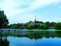 China Top Ten Parks Favorited by Foreigners