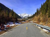 Highway to Dagu Glacier National Park 