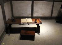 Du Fu Thatched Cottage Desk China