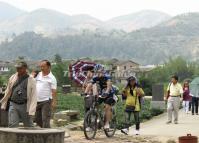 Cycling to See the Dadi Tulou Cluster