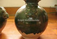 Green Glazed Pottery Pot Han Dynasty