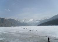 Snowscape of the Heavenly Lake