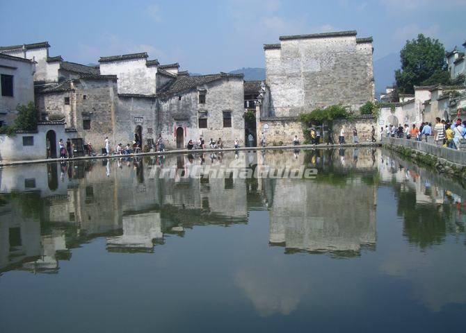 Hongcun Ancient Village Spectacular Building