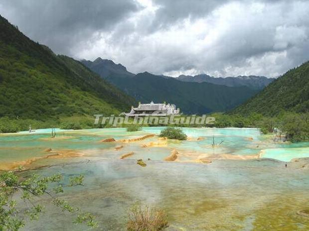 Fairy Pool in Jiuzhaigou Valley