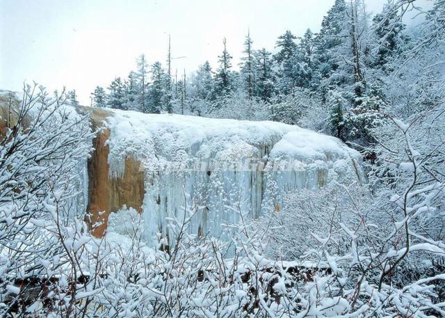 Jiuzhaigou Valley Beautiful Snow