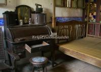 The Furniture in Yunhuan Lou