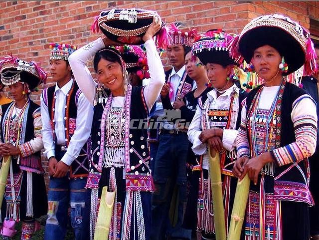 Lahu Clothing