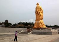 A Sculpture of Laozi in Hanguguan Pass, Henan