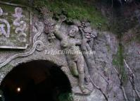 Lifelike Carved Wall at Leshan Giant Buddha Chengdu