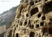 Attractive Luoyang Longmen Grottoes