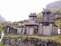  Maonan Ethnic Cemetery