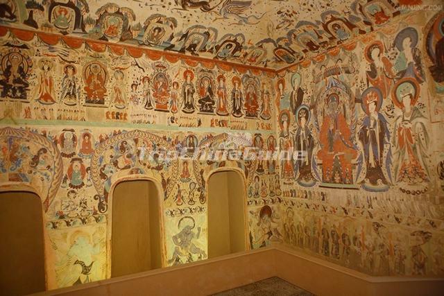 Mogao Caves Well Preserved Fresco China - Dunhuang Caves