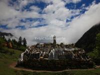 A Mani Stone Mound in Mugetso Scenic Area