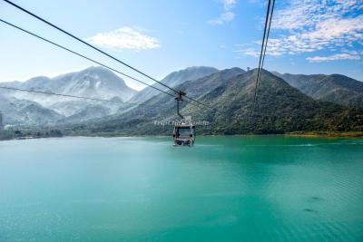 Ngong Ping Cable Car - Hong Kong
