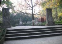 Lifelike Buddha Sculpture at Peak Flying from Afar Hangzhou