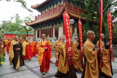 Hong Kong Po Lin Monastery