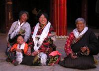 A Family Prayers in Potala Palace
