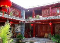 Lijiang Sanhe Hotel Court Yard