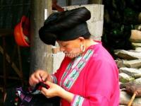 Sanmen Red Yao Village Yao Woman Longsheng 