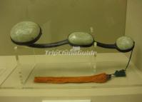 Sichuan Provincial Museum Jade Article