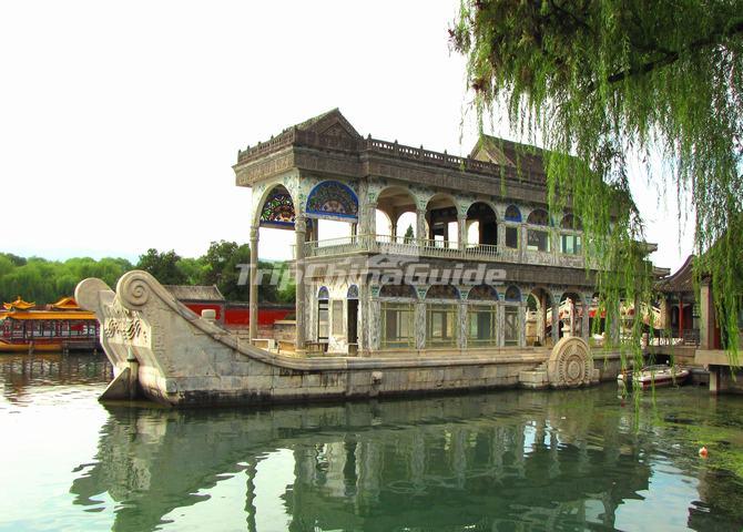 <a target="_blank" href="http://www.tripchinaguide.com/photo-p8-5453-summer-palace-beijing-marble-boat.html">Summer Palace Beijing Marble Boat</a>