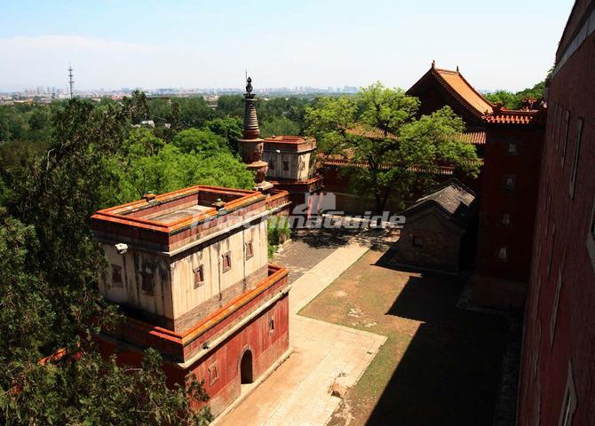 <a target="_blank" href="http://www.tripchinaguide.com/photo-p8-5648-hall-of-the-buddha-confirming-his-doctrine.html">Hall of the Buddha Confirming His Doctrine in Summer Palace</a>