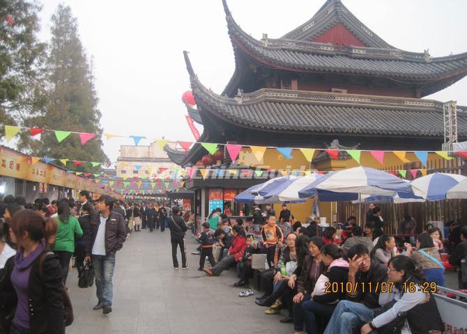 People Enjoy Their Time at Suzhou Guangqian Street