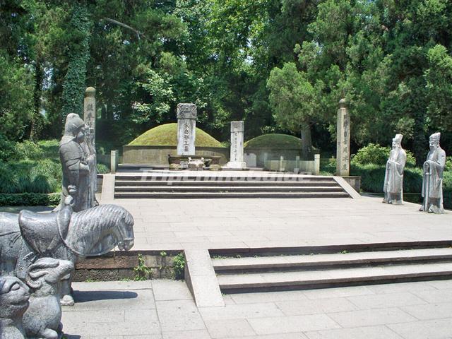 General Yuefei and Yueyun Tombs Scenery Hangzhou