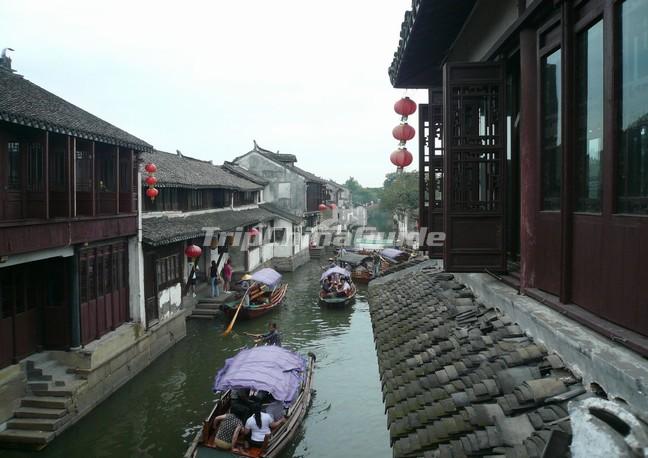 Boating Through Tongli Town Jiangsu