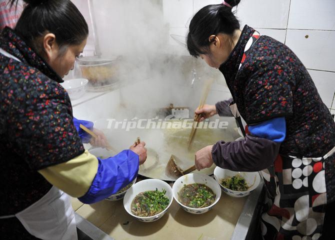 Zhenjiang Pot Cover Noodles