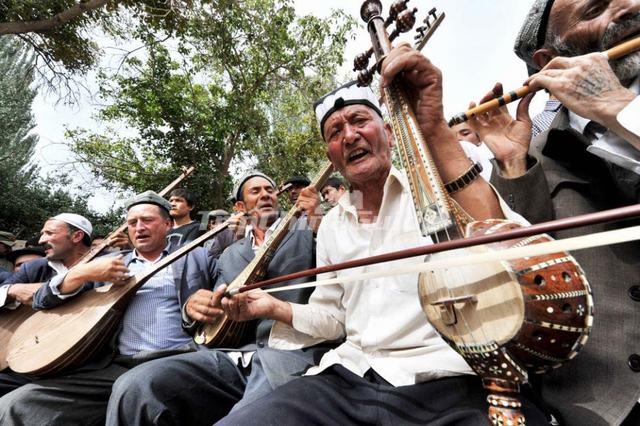 Uyghur Musical Instrument