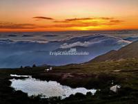 The Rosy Color of Dawn Spreads All Over the Sky in Baitai Peak