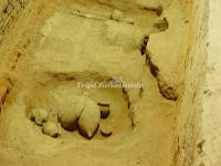 The Children's Pottery Graves and Mortuary Potteries in Xi'an Banpo Site