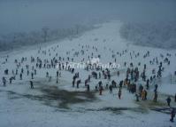 Xiling Snow Mountain Skiing