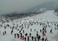 Skiing Xiling Snow Mountain