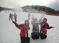 Playing Snow at Yabuli Ski Resort Harbin