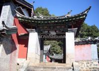 Architecture at Yufeng Lamasery Lijiang 